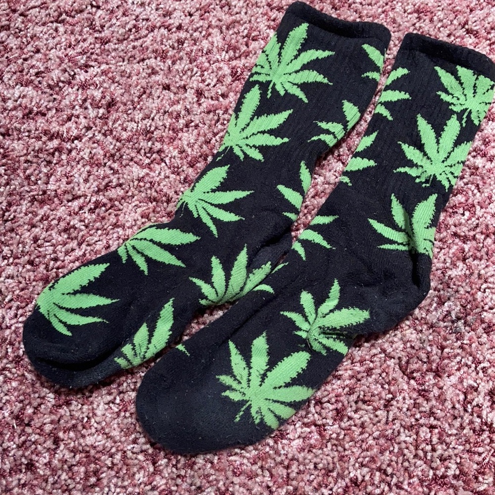 Huffs back and green weed socks - used